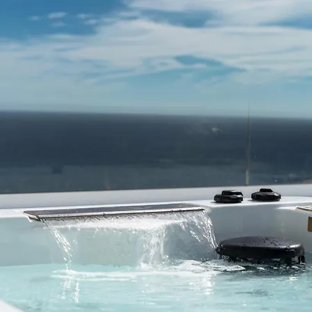 Luxury Penthouse Panoramic Ocean Views 2bedroom With Jacuzzi *