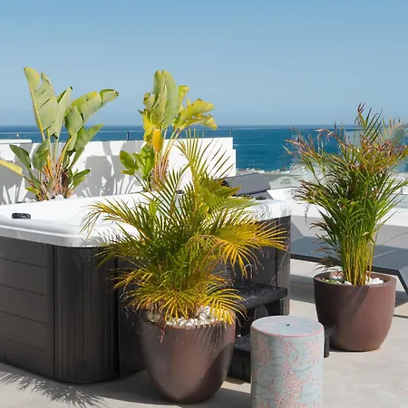 Luxury Penthouse Panoramic Ocean Views 2bedroom With Jacuzzi *