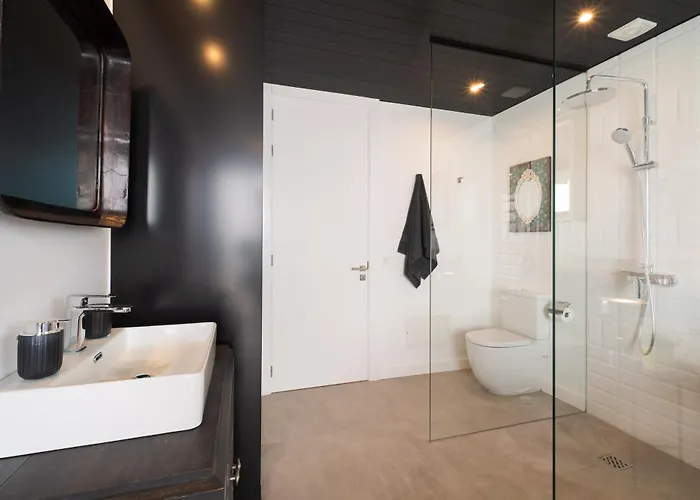 Luxury Penthouse Panoramic Ocean Views 2bedroom With Jacuzzi *