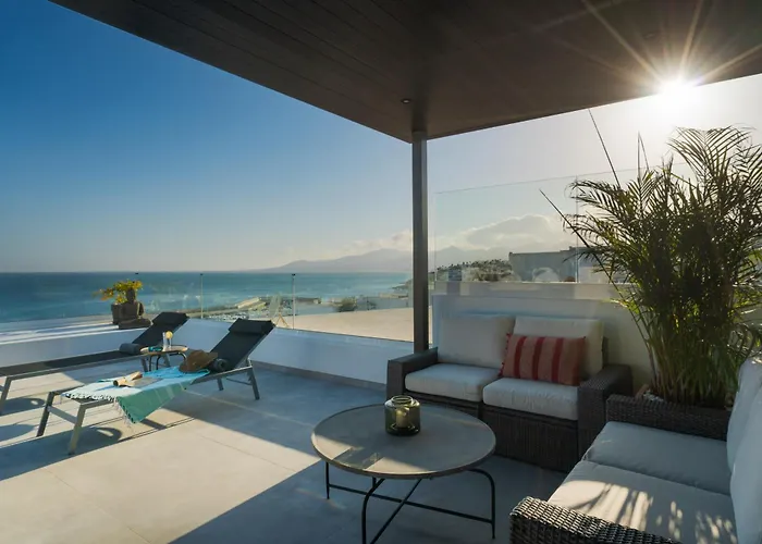 Luxury Penthouse Panoramic Ocean Views 2bedroom With Jacuzzi شقة *