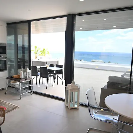 Luxury Penthouse Panoramic Ocean Views 2bedroom With Jacuzzi 아파트