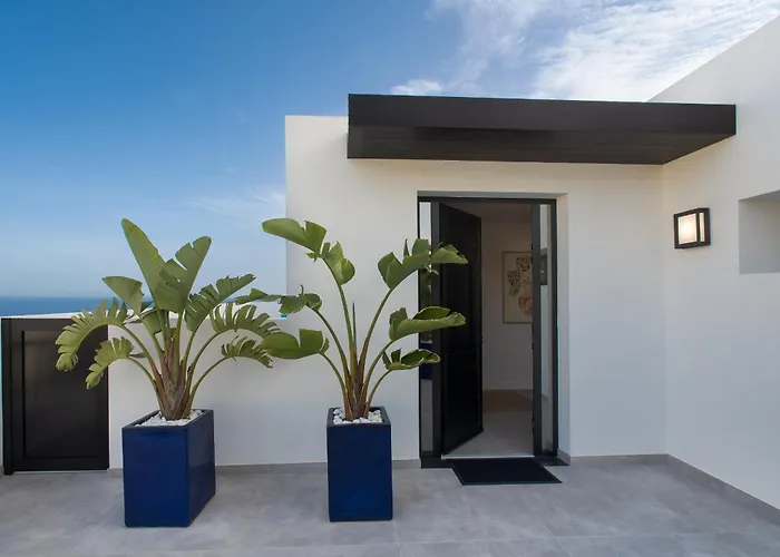 Luxury Penthouse Panoramic Ocean Views 2bedroom With Jacuzzi *