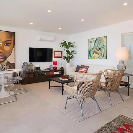 Luxury Penthouse Panoramic Ocean Views 2bedroom With Jacuzzi *